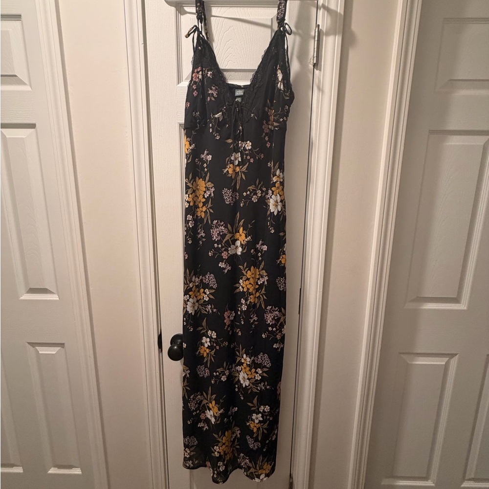 Wild Fable Black Lace-Trim Floral Slip Dress with Yellow & White Accents